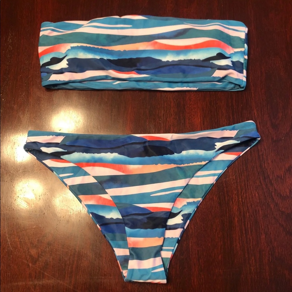 Bikini top and bottoms